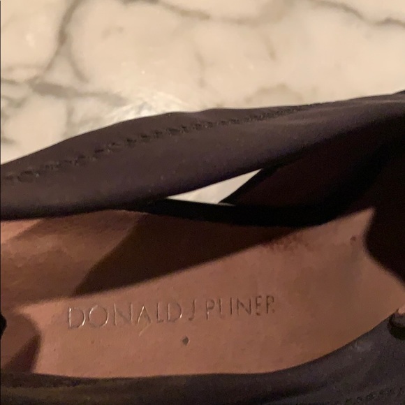 Donald Pliner shooties. - Picture 5 of 5